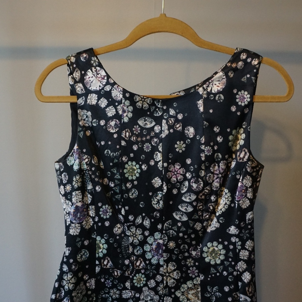 Zara Tulip Jewel Diamond Gemstone Print Dress (M) - Picture 2 of 7